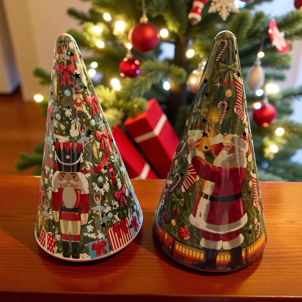 LK NW Cheryl's Christmas Tealight
Candle Santa's Arrival AND Nutcracker Suite